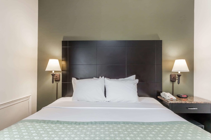Imagen de la habitación del Hotel Ramada By Wyndham Newburgh/west Point. Foto 3