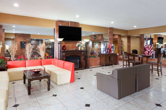 Imagen de los interiores del Hotel Ramada By Wyndham Newburgh/west Point. Foto 15