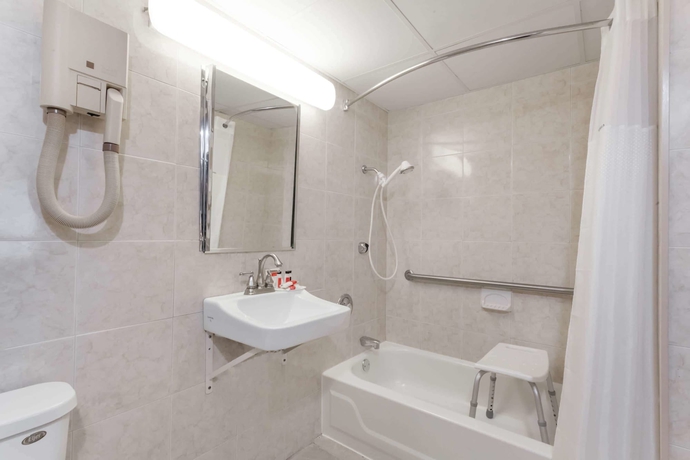 Imagen de la habitación del Hotel Ramada By Wyndham Newburgh/west Point. Foto 12