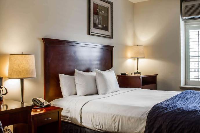 Imagen de la habitación del Hotel Ramada By Wyndham Oakland Downtown City Center. Foto 2