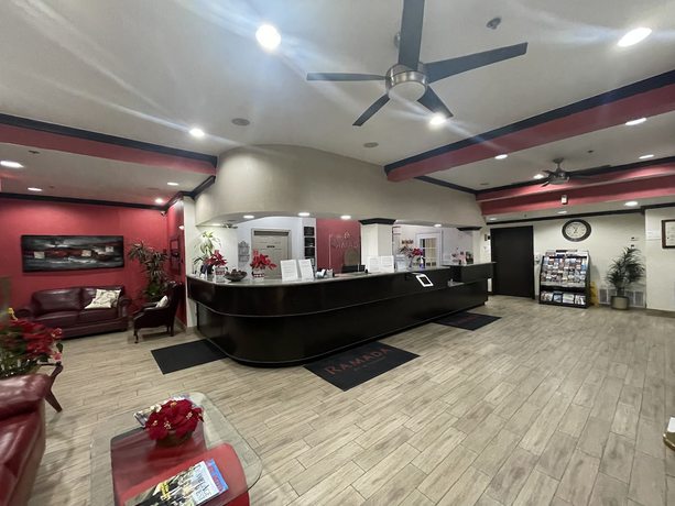 Imagen de los interiores del Hotel Ramada By Wyndham Oklahoma City Airport North. Foto 17