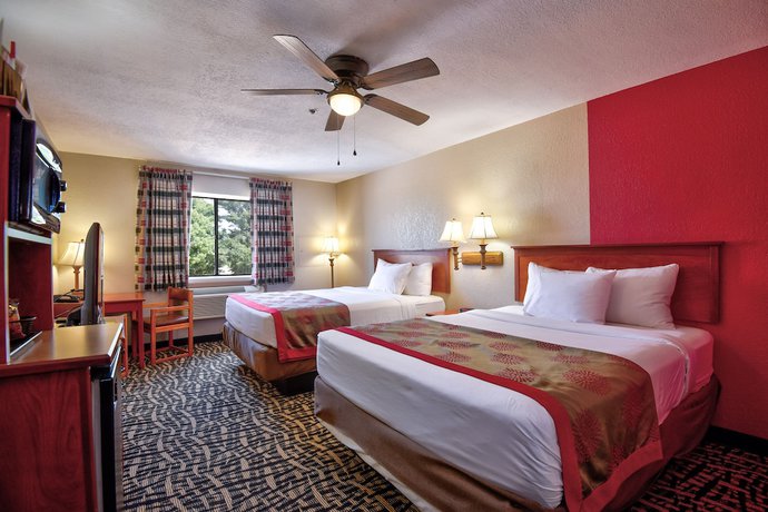 Imagen de la habitación del Hotel Ramada By Wyndham Oklahoma City Airport North. Foto 5