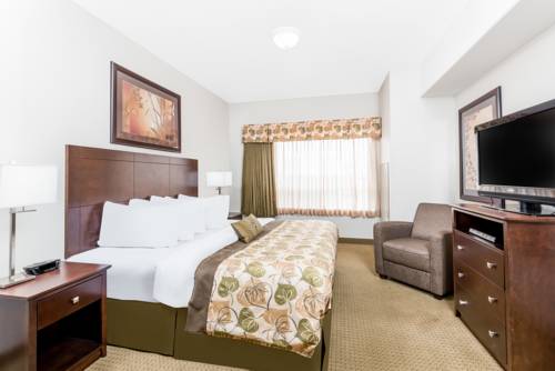 Imagen de la habitación del Hotel Ramada By Wyndham Olds. Foto 10