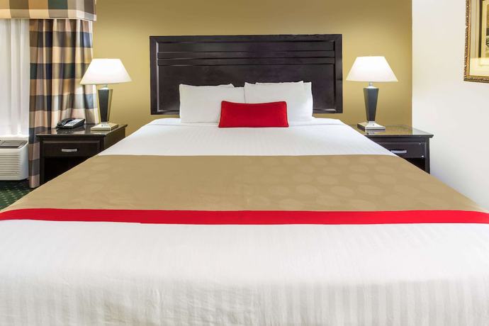 Imagen de la habitación del Hotel Ramada By Wyndham Ontario. Foto 3