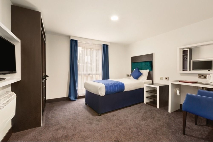 Imagen de la habitación del Hotel Ramada By Wyndham Oxford. Foto 9