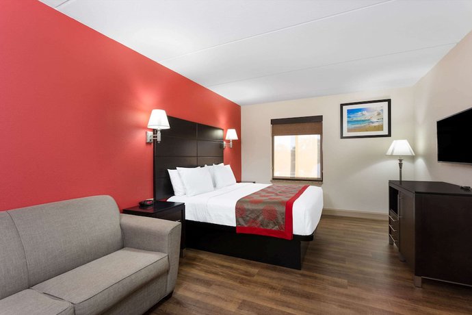 Imagen de la habitación del Hotel Ramada By Wyndham Panama City. Foto 2
