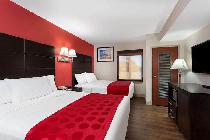 Imagen de la habitación del Hotel Ramada By Wyndham Panama City. Foto 8