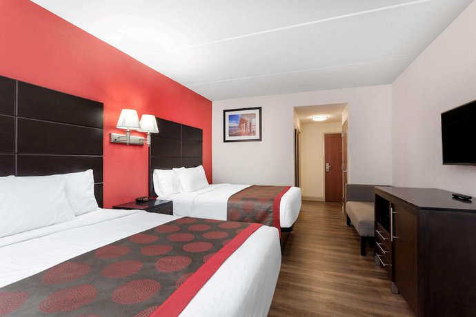 Imagen de la habitación del Hotel Ramada By Wyndham Panama City. Foto 13