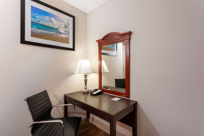 Imagen de la habitación del Hotel Ramada By Wyndham Panama City. Foto 18