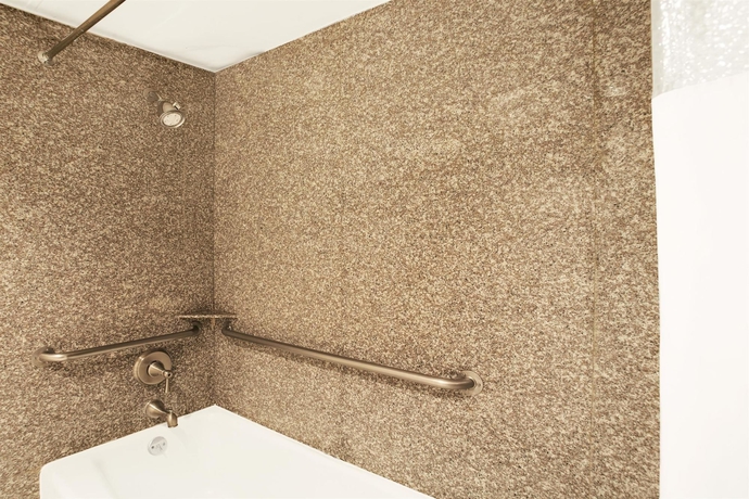 Imagen de la habitación del Hotel Ramada By Wyndham Pasadena. Foto 6