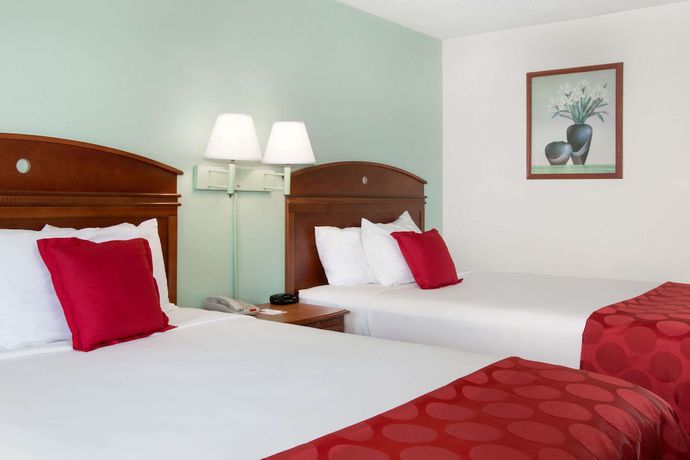 Imagen de la habitación del Hotel Ramada By Wyndham Pelham. Foto 5