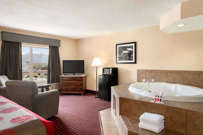 Imagen de la habitación del Hotel Ramada By Wyndham Pigeon Forge North. Foto 13