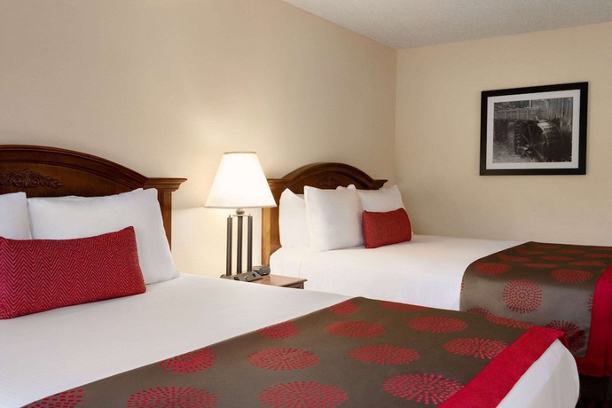 Imagen de la habitación del Hotel Ramada By Wyndham Pigeon Forge North. Foto 16