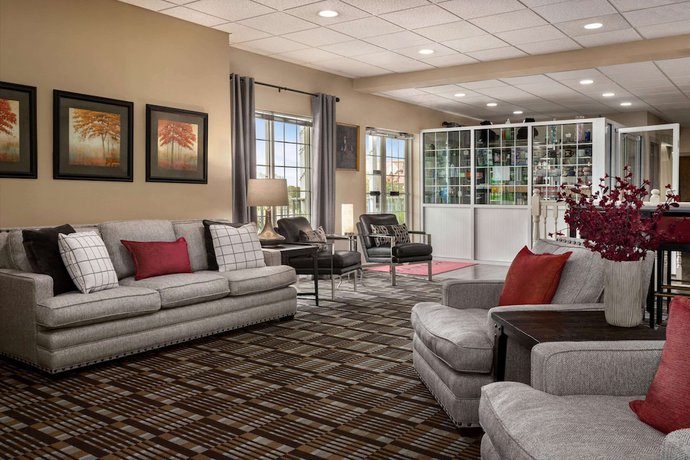 Imagen de los interiores del Hotel Ramada By Wyndham Pigeon Forge North. Foto 19