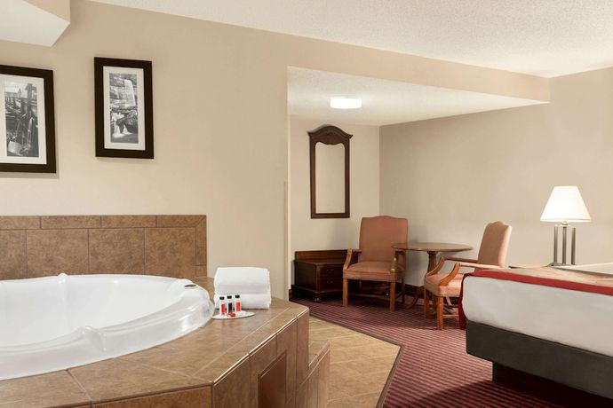 Imagen de la habitación del Hotel Ramada By Wyndham Pigeon Forge North. Foto 18