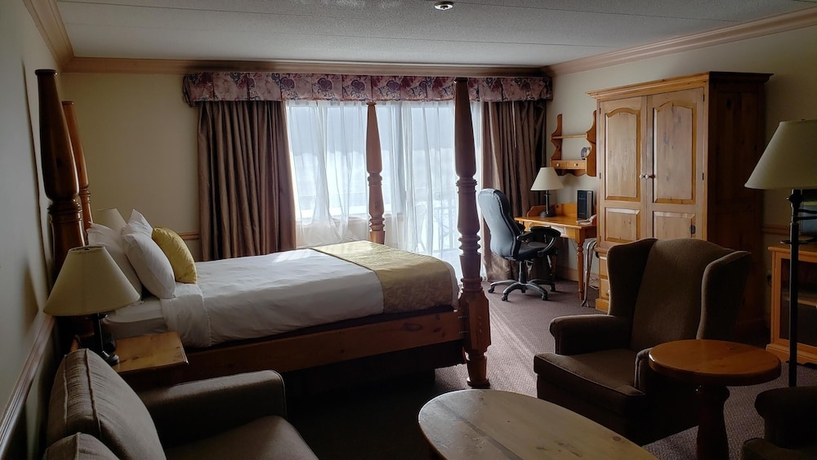 Imagen de la habitación del Hotel Ramada By Wyndham Pinewood Park Resort North Bay. Foto 7