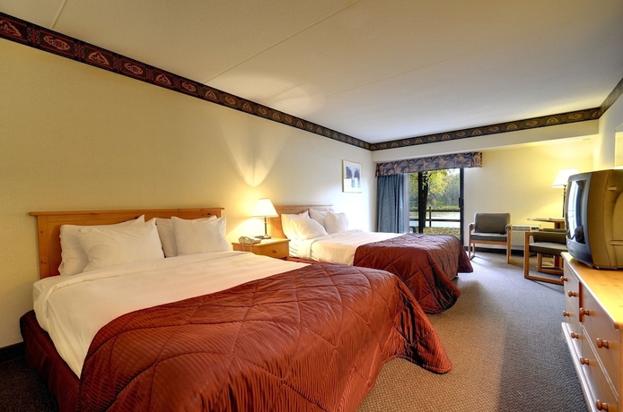 Imagen de la habitación del Hotel Ramada By Wyndham Pinewood Park Resort North Bay. Foto 12