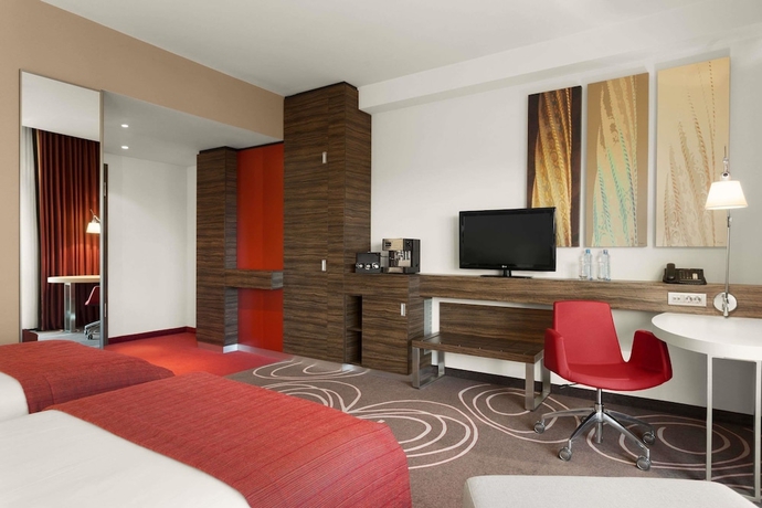 Imagen de la habitación del Hotel Ramada By Wyndham Pitesti. Foto 4