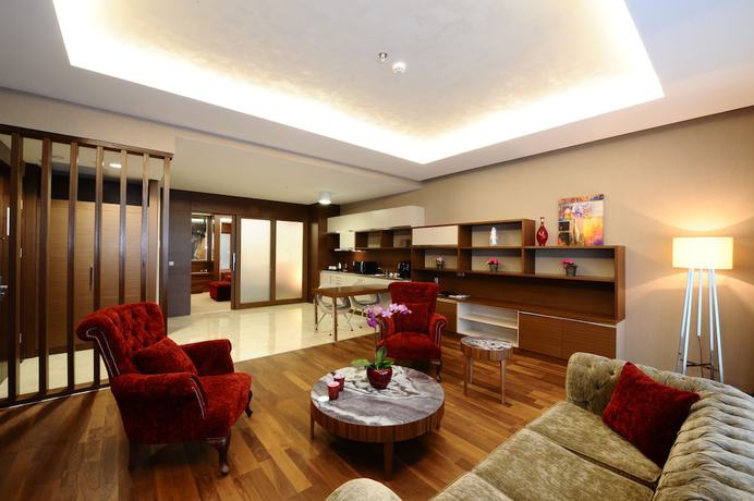 Imagen de la habitación del Hotel Ramada By Wyndham Podgorica. Foto 9