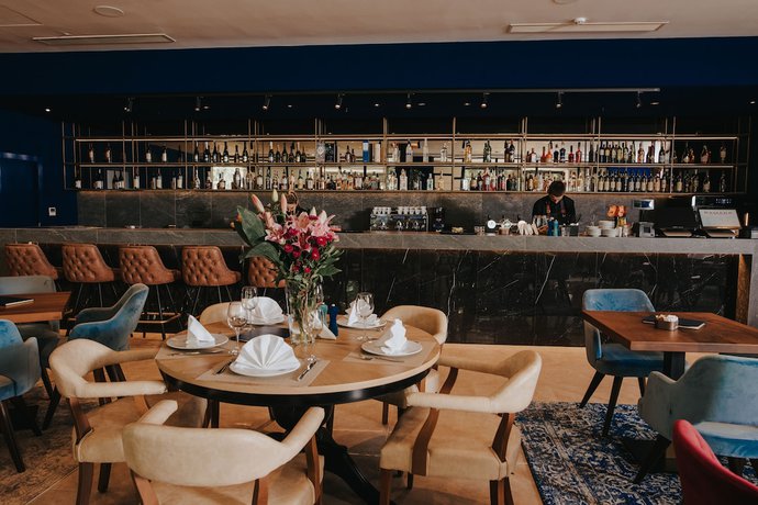 Imagen de los interiores del Hotel Ramada By Wyndham Podgorica. Foto 14