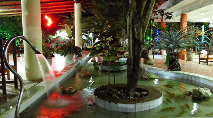 Imagen de los interiores del Hotel Ramada By Wyndham Porto Seguro Praia. Foto 11