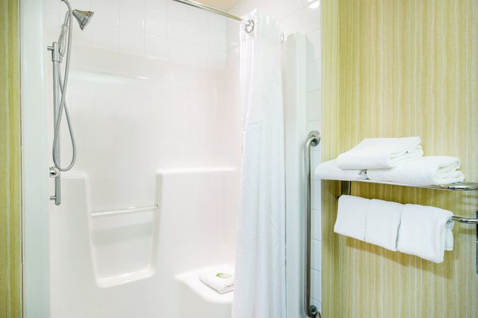 Imagen de la habitación del Hotel Ramada By Wyndham Prince Albert. Foto 5