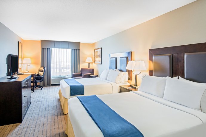 Imagen de la habitación del Hotel Ramada By Wyndham Prince Albert. Foto 6