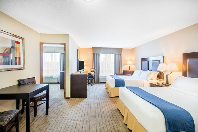 Imagen de la habitación del Hotel Ramada By Wyndham Prince Albert. Foto 12