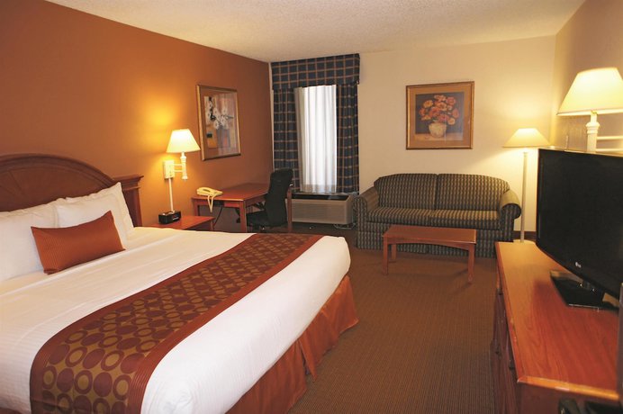 Imagen de la habitación del Hotel Ramada By Wyndham Provo. Foto 9