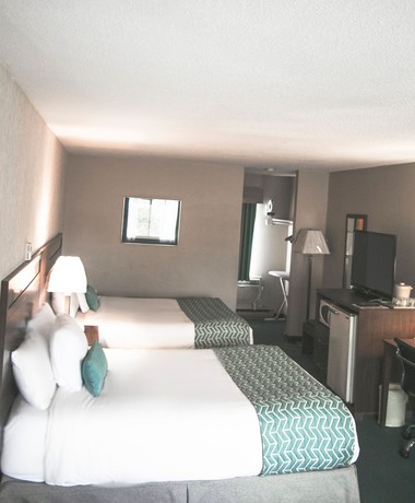 Imagen de la habitación del Hotel Ramada By Wyndham Quesnel. Foto 6