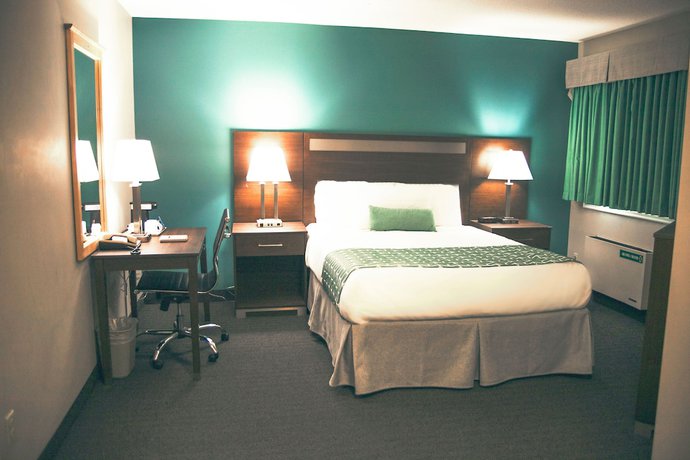 Imagen de la habitación del Hotel Ramada By Wyndham Quesnel. Foto 16