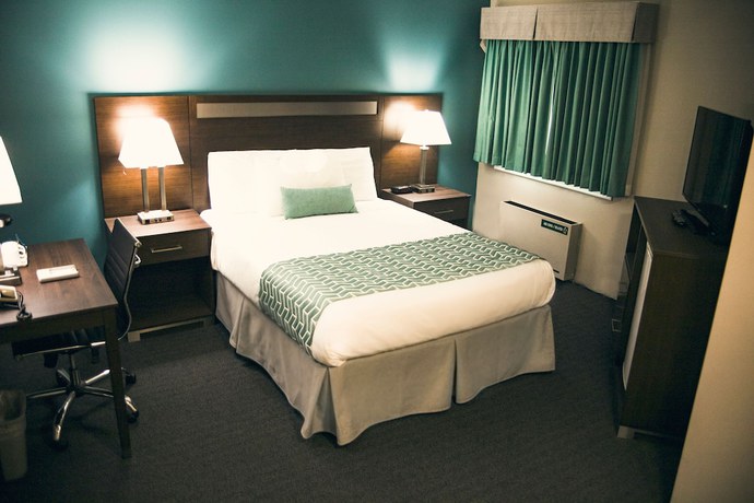 Imagen de la habitación del Hotel Ramada By Wyndham Quesnel. Foto 17