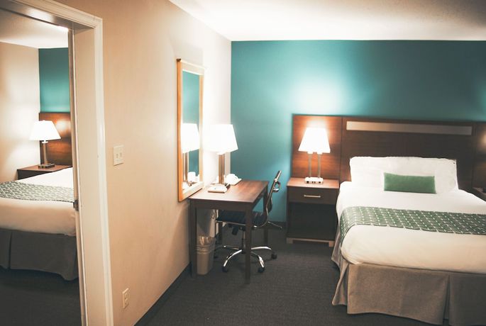 Imagen de la habitación del Hotel Ramada By Wyndham Quesnel. Foto 18