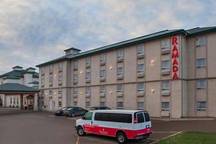 Imagen general del Hotel Ramada By Wyndham Red Deer and Suites. Foto 1