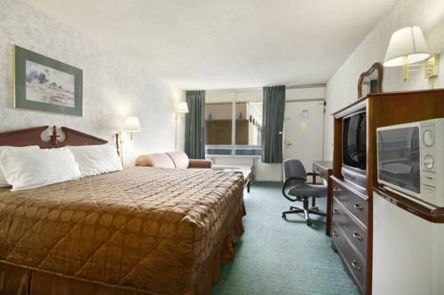 Imagen general del Hotel Ramada By Wyndham Roanoke. Foto 1