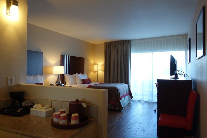 Imagen de la habitación del Hotel Ramada By Wyndham Sacramento. Foto 6