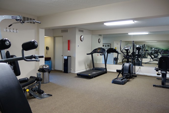 Imagen de los interiores del Hotel Ramada By Wyndham Sacramento. Foto 11