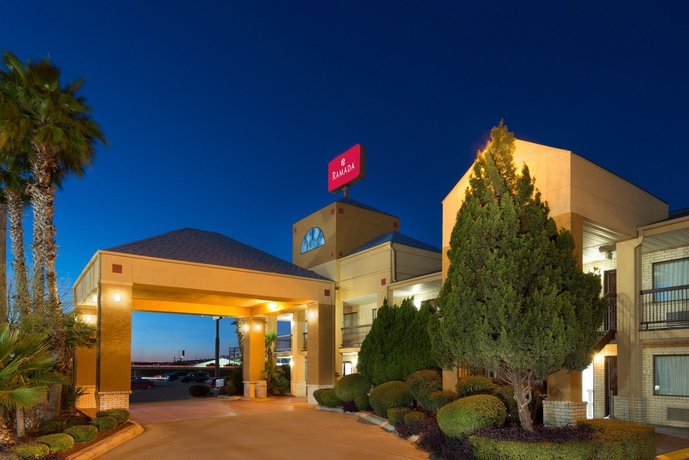 Imagen general del Hotel Ramada By Wyndham San Antonio Near Seaworld/lackland Afb. Foto 1