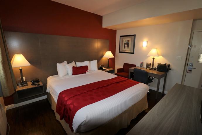 Imagen de la habitación del Hotel Ramada By Wyndham San Diego Airport. Foto 5