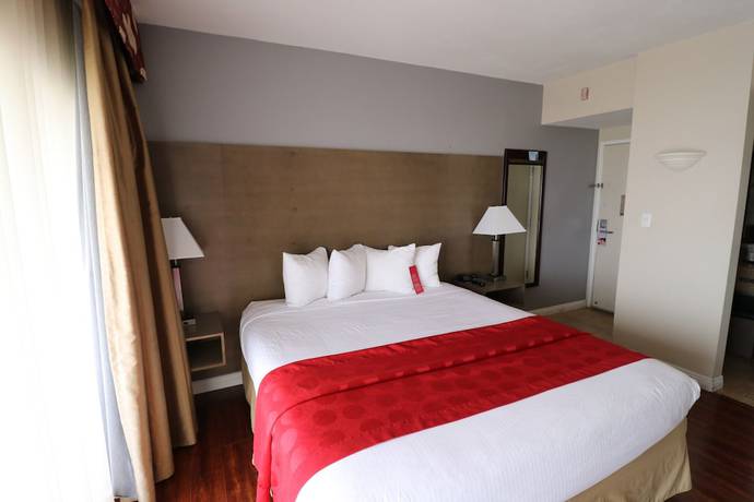 Imagen de la habitación del Hotel Ramada By Wyndham San Diego Airport. Foto 12