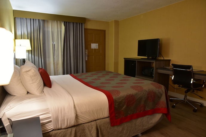 Imagen de la habitación del Hotel Ramada By Wyndham San Diego National City. Foto 12
