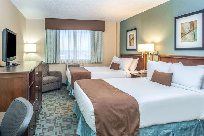 Imagen de la habitación del Hotel Ramada By Wyndham Saskatoon. Foto 2