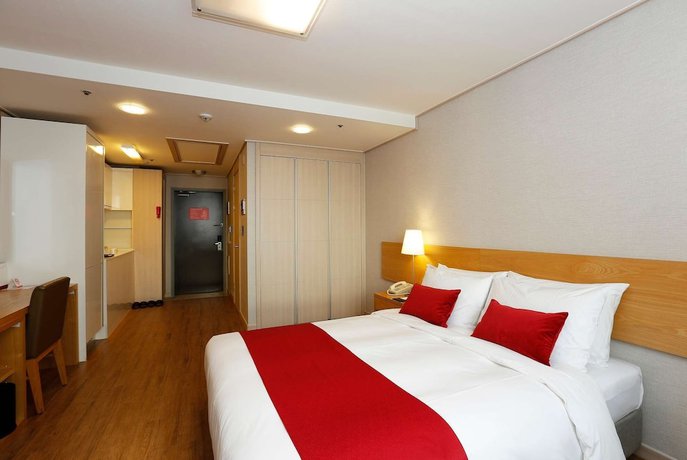 Imagen de la habitación del Hotel Ramada By Wyndham Seoul Dongdaemun. Foto 17
