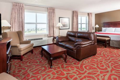 Imagen de la habitación del Hotel Ramada By Wyndham Sherwood Park. Foto 9