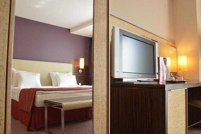 Imagen de la habitación del Hotel Ramada By Wyndham Sibiu. Foto 5