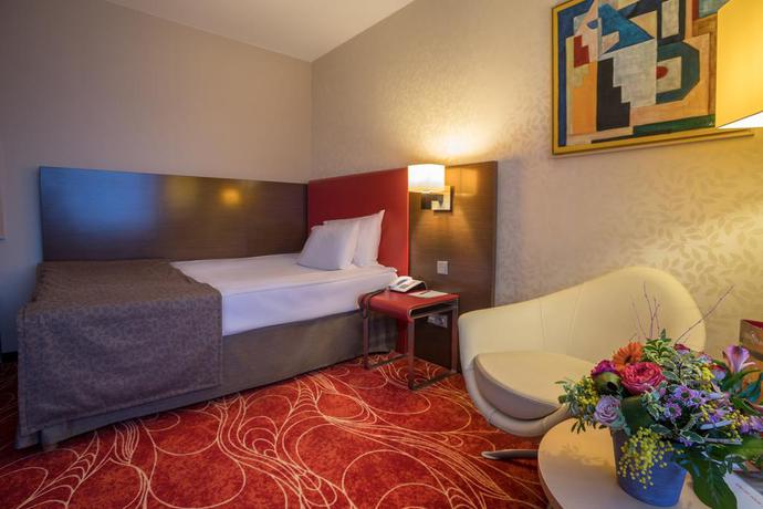 Imagen de la habitación del Hotel Ramada By Wyndham Sibiu. Foto 7