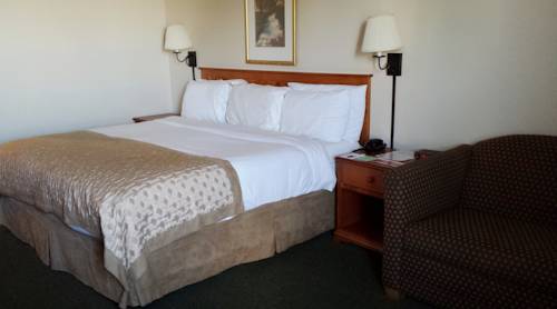 Imagen de la habitación del Hotel Ramada By Wyndham Sioux Falls Airport-waterpark and Event Ctr. Foto 8