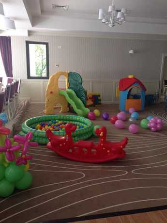 Imagen de los interiores del Hotel Ramada By Wyndham Slatina Parc. Foto 18
