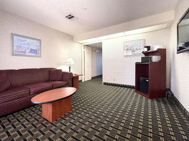 Imagen de la habitación del Hotel Ramada By Wyndham South El Monte. Foto 3