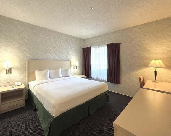 Imagen de la habitación del Hotel Ramada By Wyndham South El Monte. Foto 8